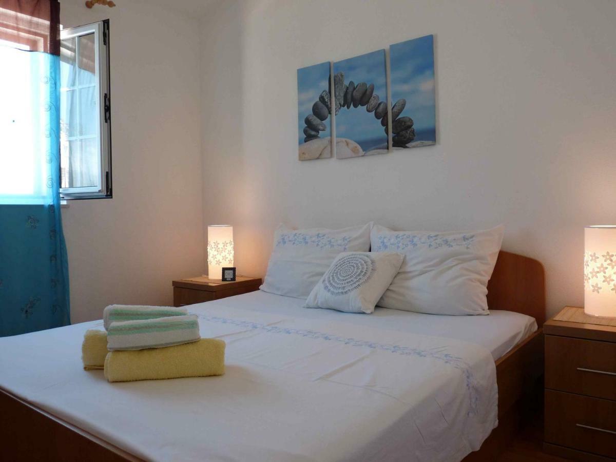 Apartmani Sani Bol Zewnętrze zdjęcie