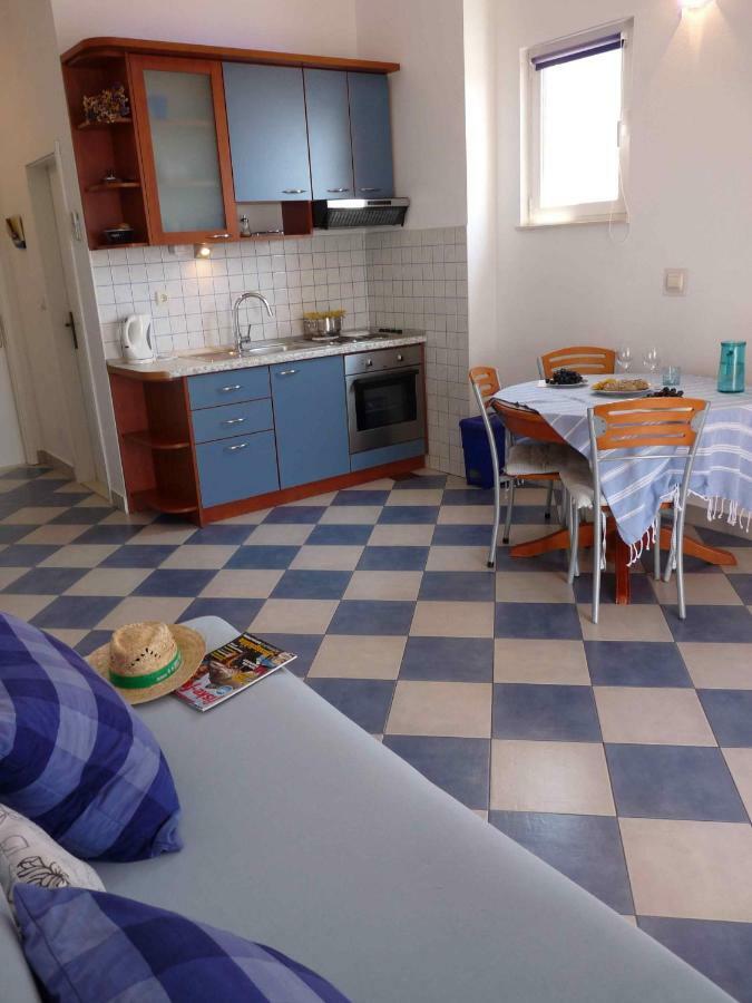 Apartmani Sani Bol Zewnętrze zdjęcie