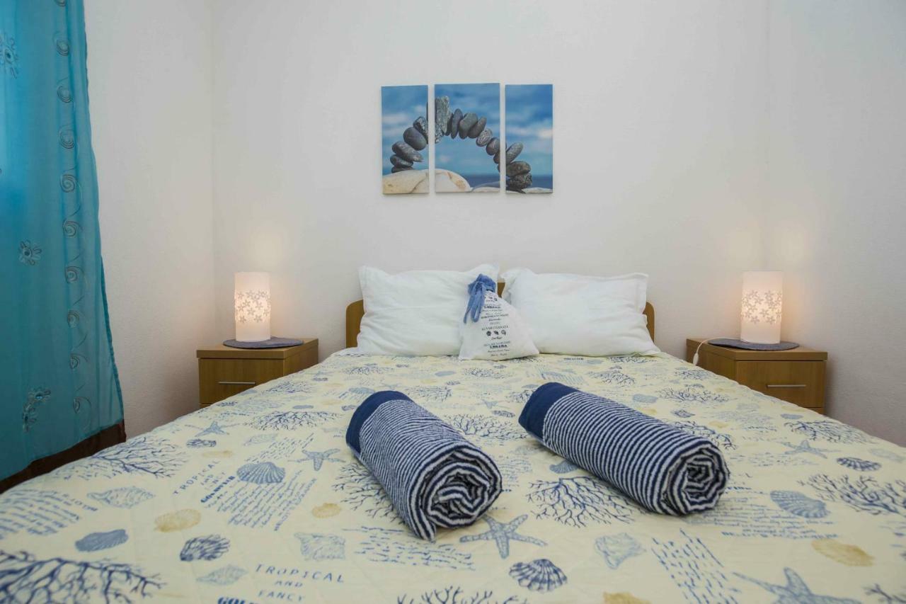 Apartmani Sani Bol Zewnętrze zdjęcie