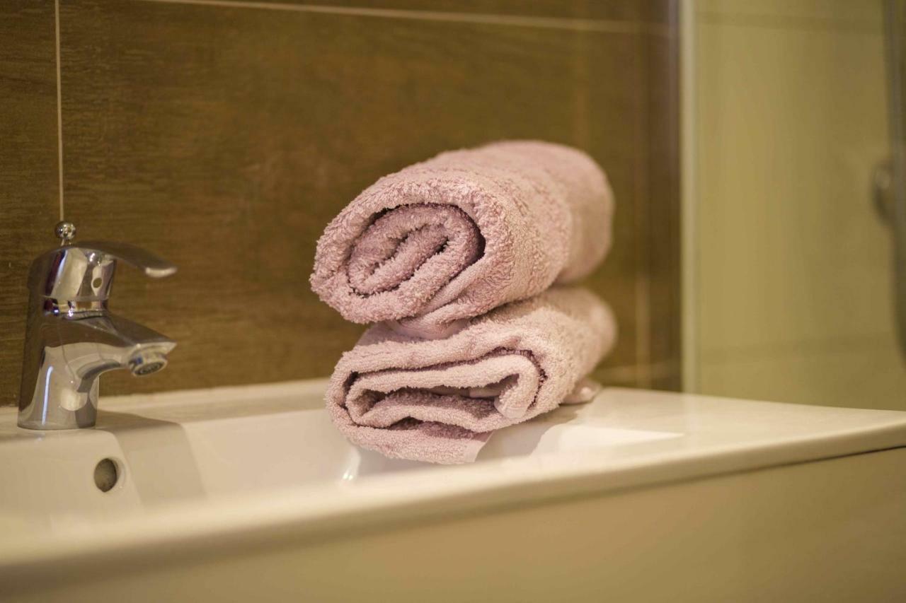 Apartmani Sani Bol Zewnętrze zdjęcie