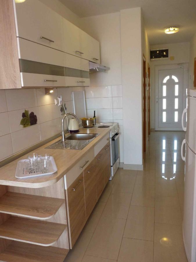 Apartmani Sani Bol Zewnętrze zdjęcie